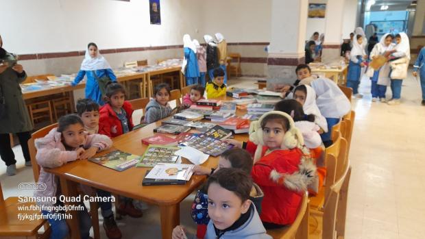 تصاویر اختصاصی خبرنگار زنان بیدار از نمایشگاه بزرگ کتاب در سقز