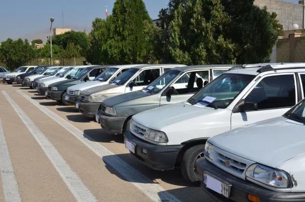 ۲۷ دستگاه خودرو و موتورسیکلت در مهاباد توقیف شد