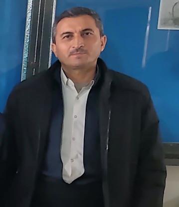 مدیر شبکه بهداشت درمان مهاباد گفت: کلثوم پسوه ای، پرستار شاغل در بخش کودکان بیمارستان امام خمینی (ره) این شهرستان به عنوان پرستار برگزیده و نمونه کشور انتخاب شد.