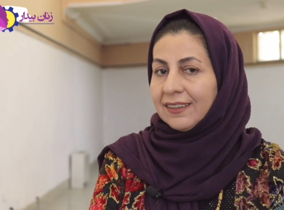 مصاحبه اختصاصی خبرنگار زنان بیدار با منیره شمسی هنرمند سقزی منتشر شد.