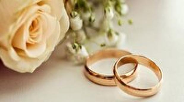 معاون سیاسی استاندار آذربایجان شرقی گفت:کارگروه آموزشی و توان افزایی زوج‌های جوان دانشجو با عنوان حیات یولداشی در تبریز برگزار شد.