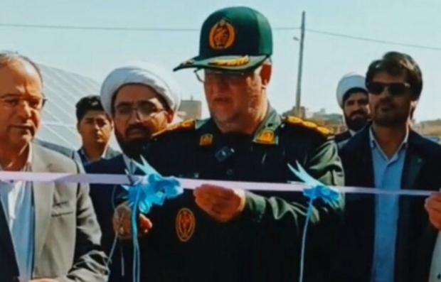  همزمان با هفته دفاع مقدس نیروگاه خورشیدی تجمیعی امام شهید خامنه‌ای با ظرفیت ۴۴۰ کیلووات به همت بسیج سازندگی سپاه ناحیه بناب افتتاح و راه اندازی شد.